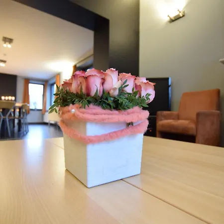 Lavish In With Garden Hébergement de vacances
