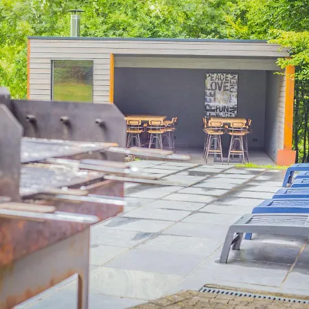 Lavish In With Garden