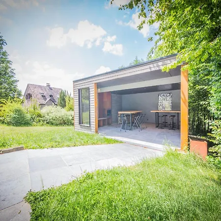 Semesterbostad Spacious Durbuy Group Stay Durbuy
